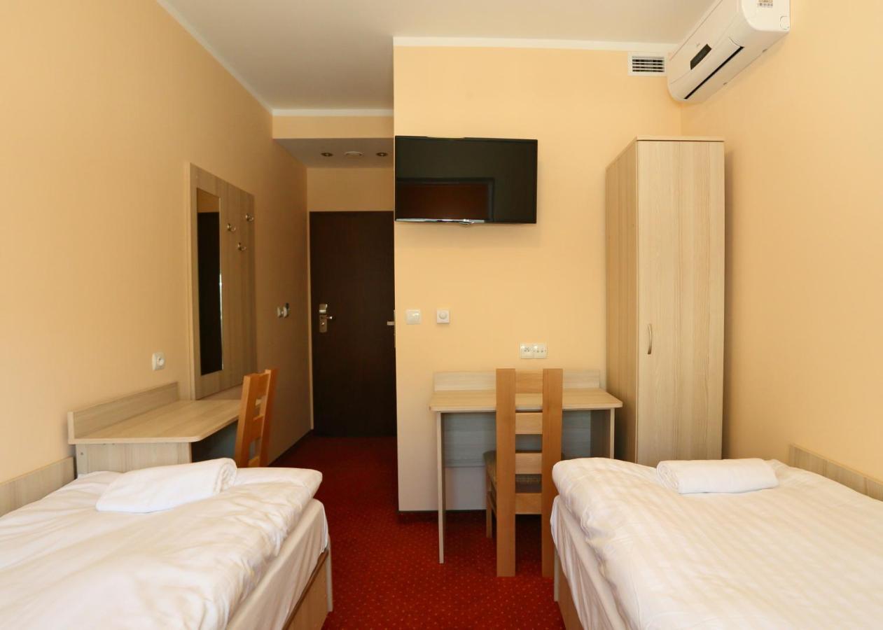 Hostel Żywiec エクステリア 写真