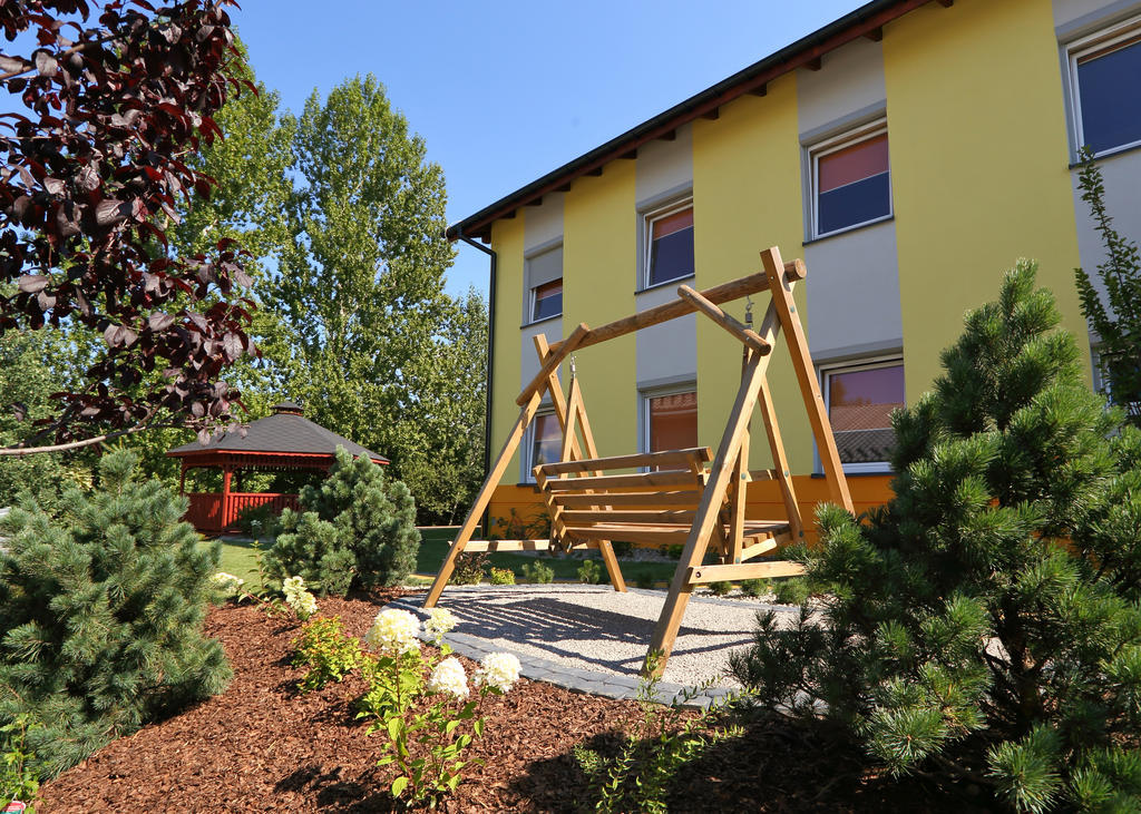 Hostel Żywiec エクステリア 写真