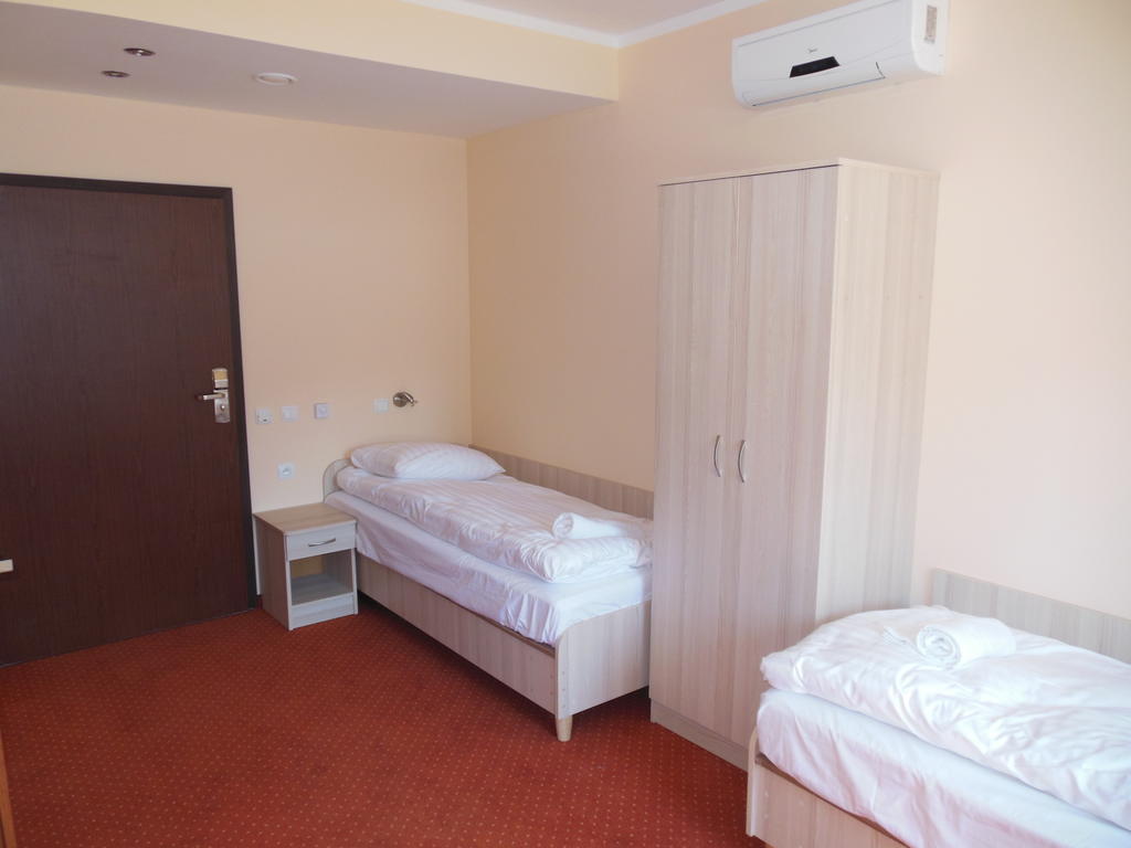 Hostel Żywiec エクステリア 写真